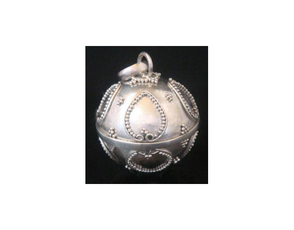 Sterling Silver Harmony Ball, Traditional Balinese Hearts Motifs - Click Image to Close